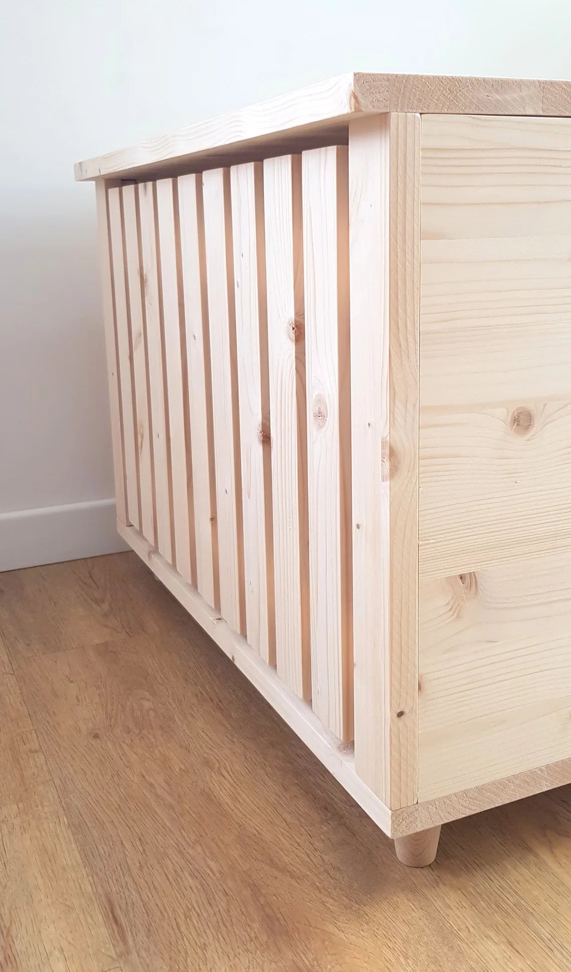 Mid Kitty Litter Box Cabinet door - finishing