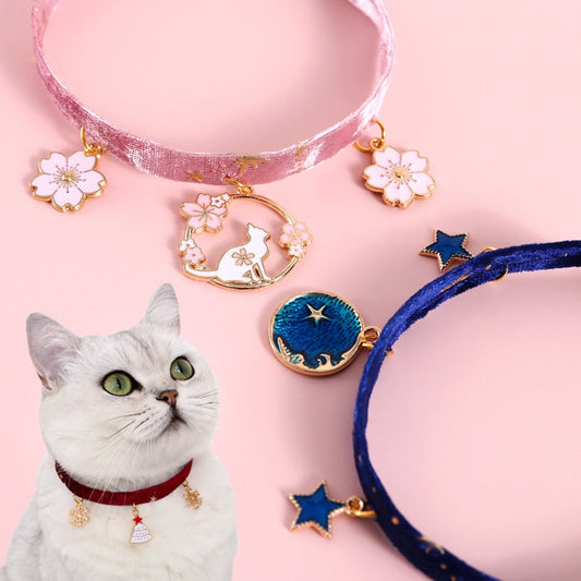 Velvet Charm Collar