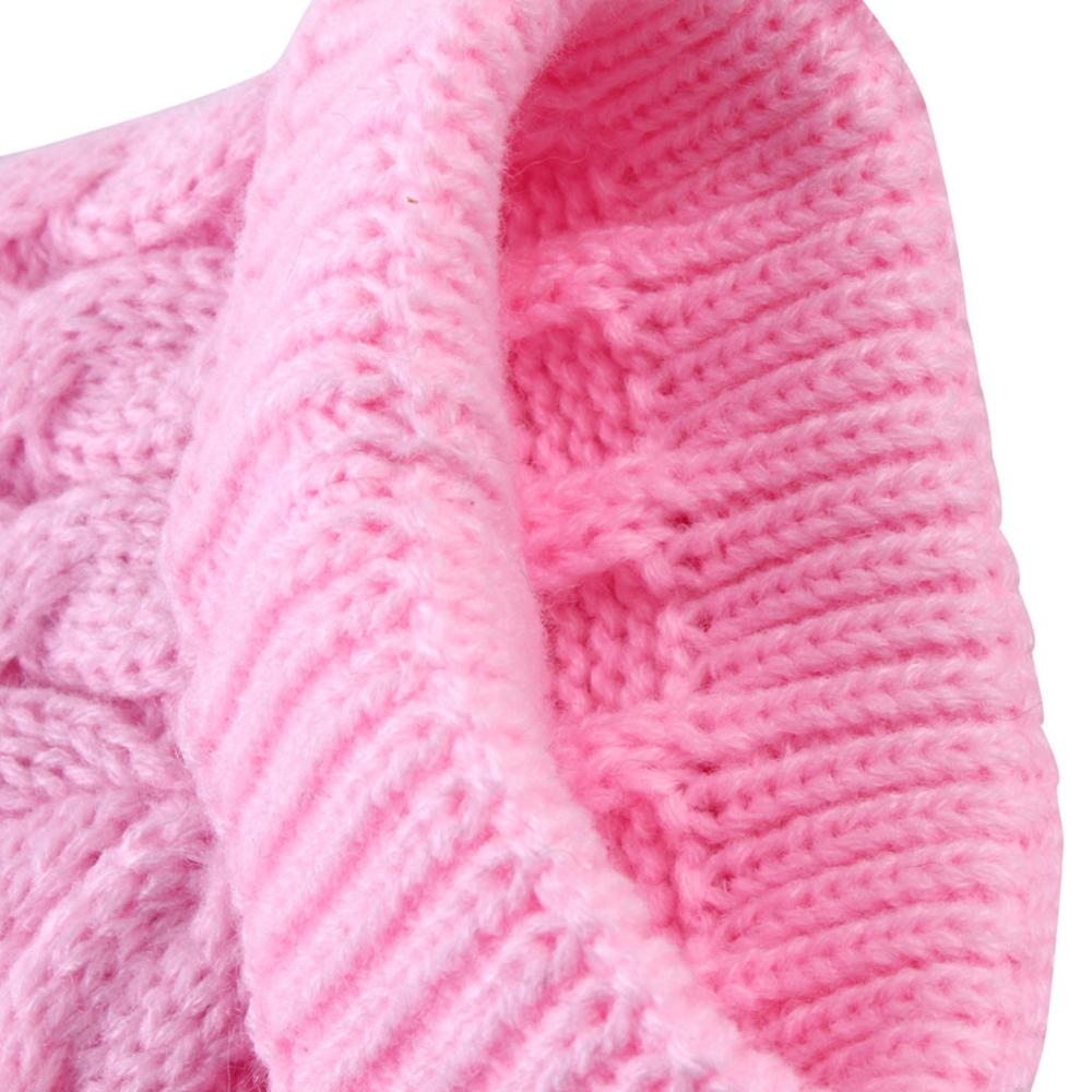 Cozy_Cable_Knit_Turtleneck_for_Pets - neckline 