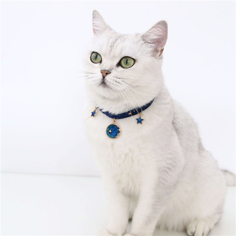 Velvet Charm Collar